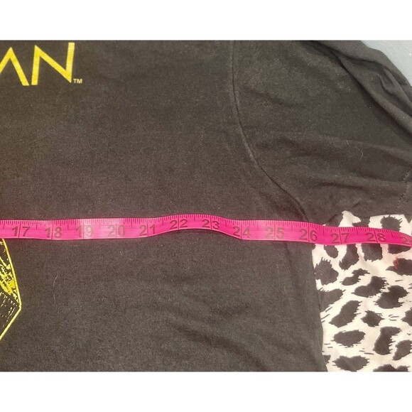 Aquaman Shirt Mens 2xl Short Sleeve Spell Out Logo Gold Black Crew Neck Tshirt - Picture 5 of 5